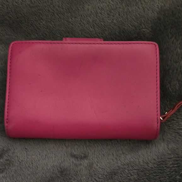 Kate Spade New Yoek Elyce Hot Pink Leather wallet w/red interior.. REHAB - Picture 2 of 16